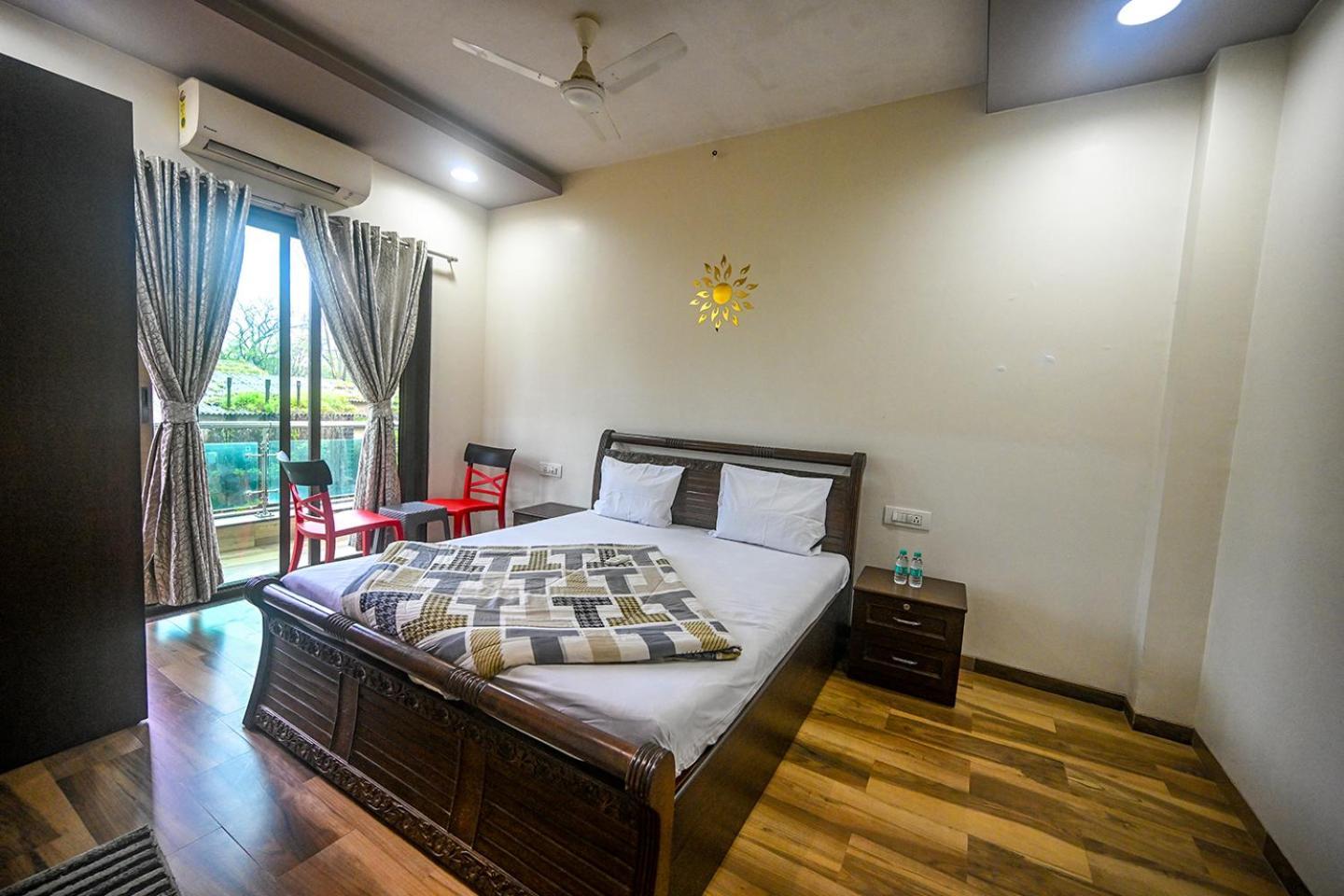 Malama Stay Ruturang Villa 4Bhk, Лонавала Экстерьер фото